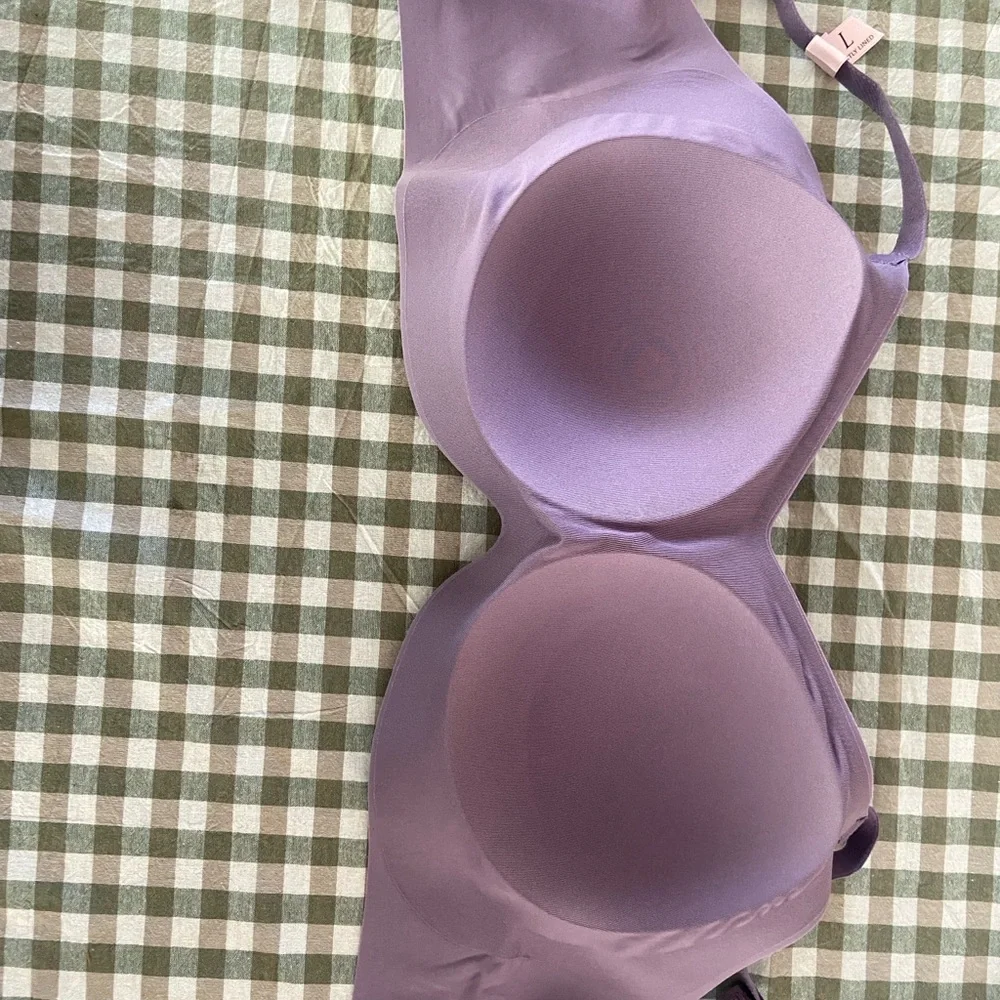 Victoria's Secret lightly lined wireless comfort  Lavender Bra - Picture 4 of 5